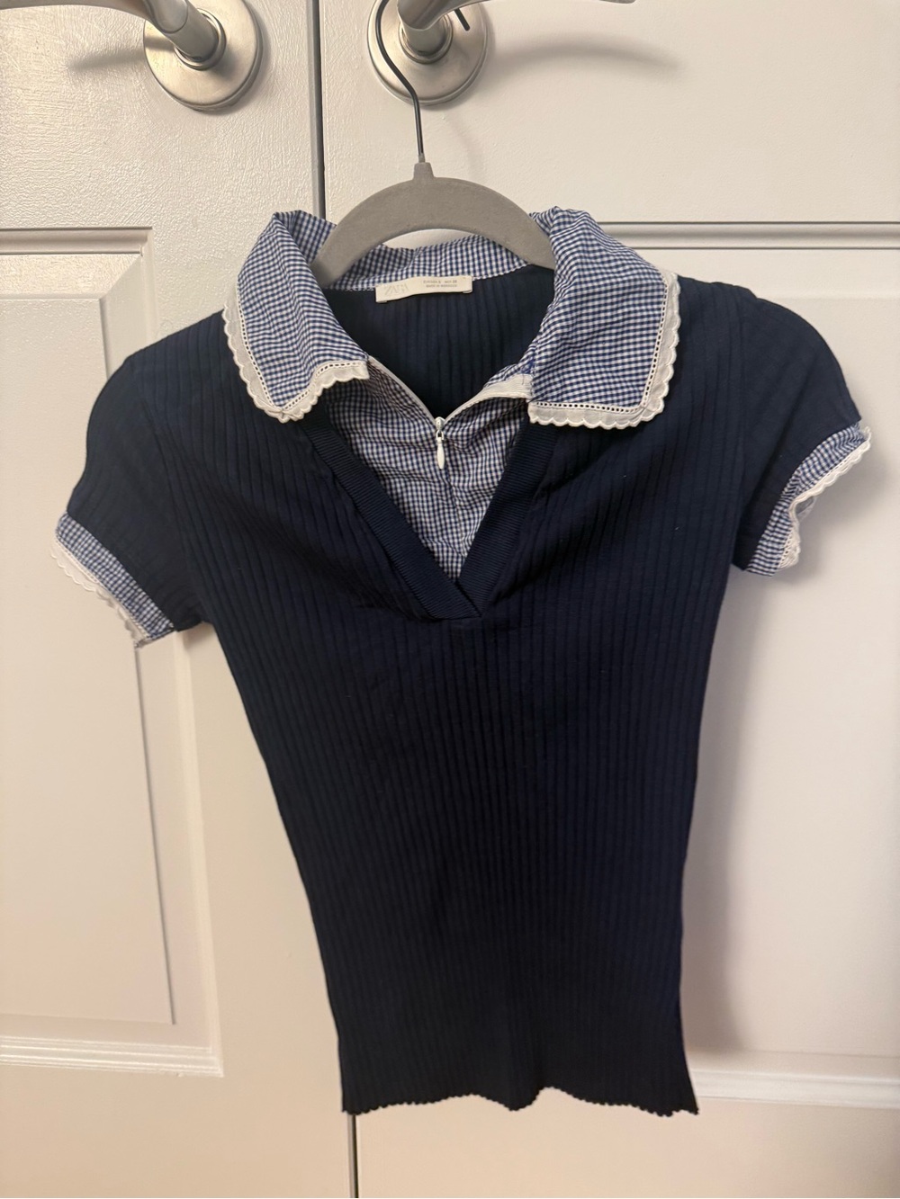 (NWOT) Zara Navy Short-Sleeve Ribbed Top with Gingham Collar